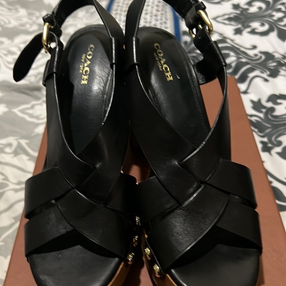 Coach Adessa Semi Matte calf Sandal in black size 7.5 - Picture 4 of 5
